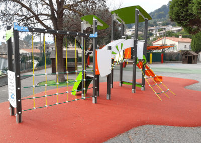 AIRE DE JEUX - LA COLLE SUR LOUP (06)